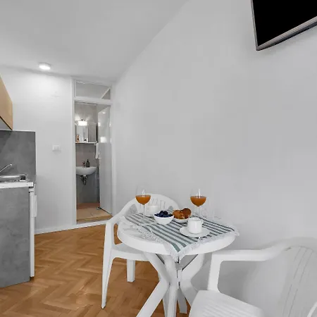 Ivica Apartamento