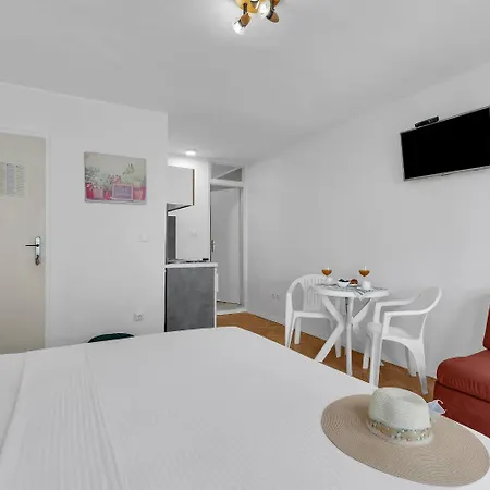 Apartamento Ivica Makarska